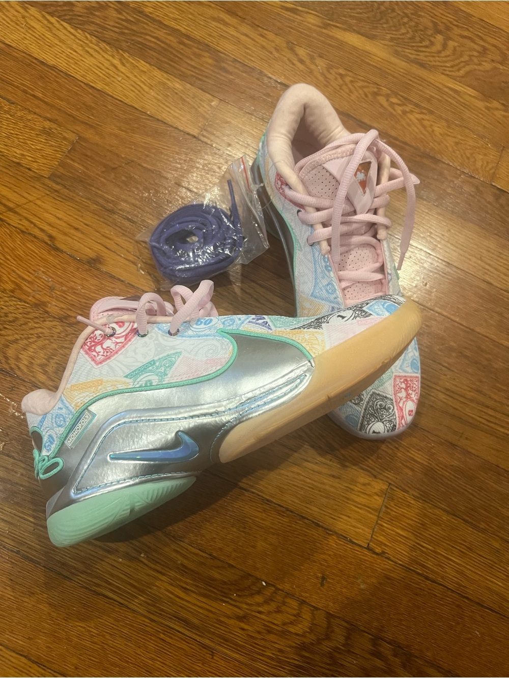 NWOT Nike LeBron 22 Monopoly Sneakers - Size 9.5